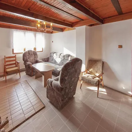 Three-bedroom Holiday In Сasa de vacaciones *